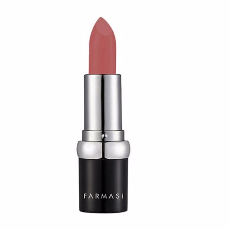True color lipstick